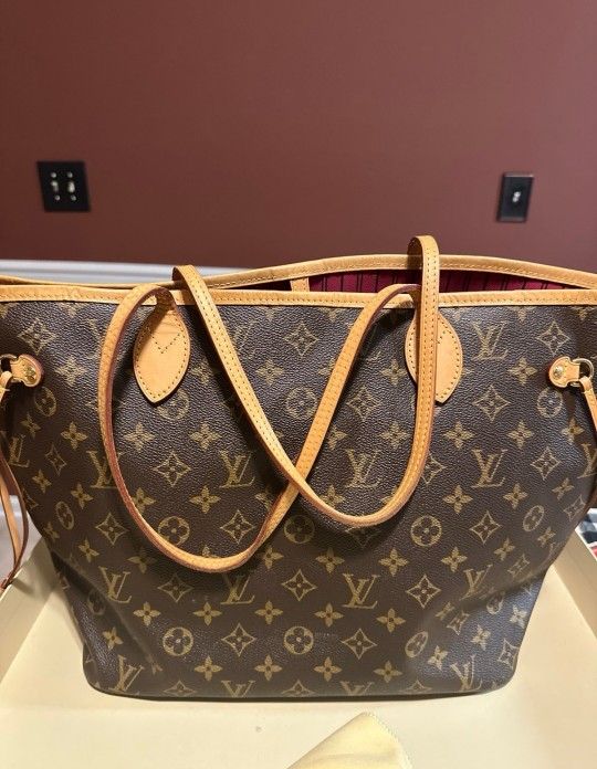 Louis Vuitton Neverfull MM Cherry