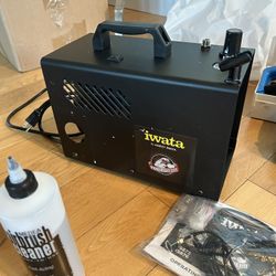 Iwata Power Jet Lite (IS-925) Airbrush Compressor – Used