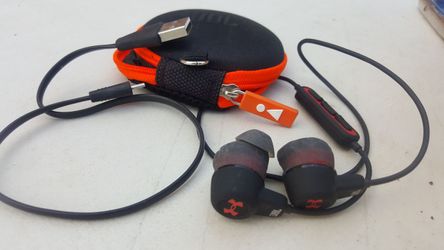 Under armer jbl wireless headphones