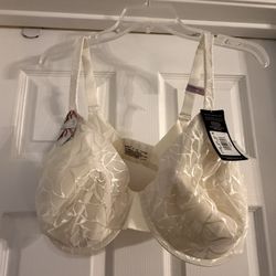 NWT Bali Bra Size 42D