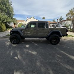 2020 Jeep Gladiator