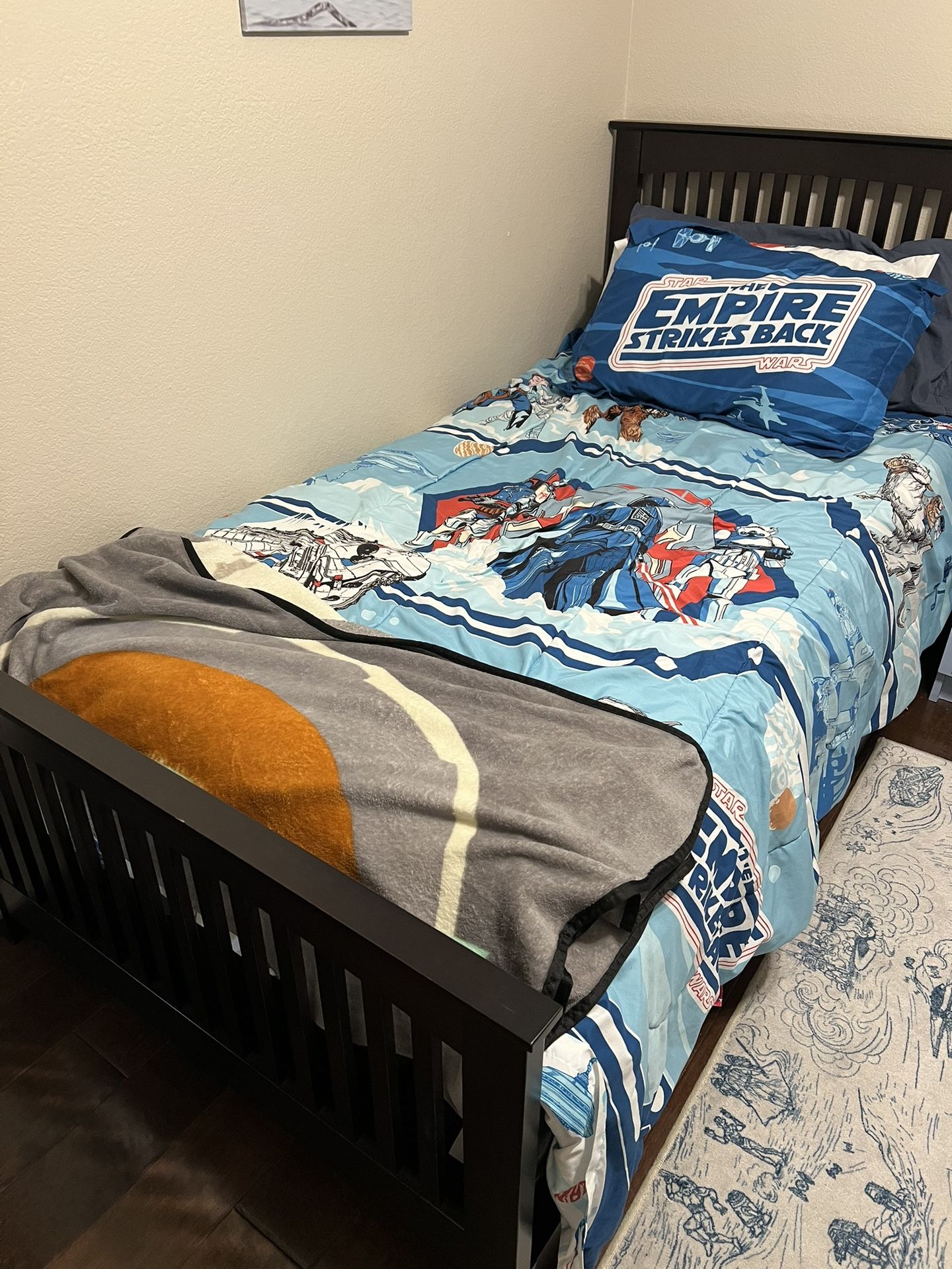 Black Wooden Twin Bed