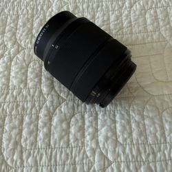 Lense: Sony 28-70mm F/3.5-5.6 OSS II Compact High-performance Full Frame 