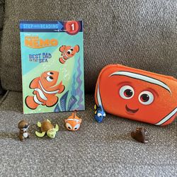 Disney Finding Nemo toy figures, case and book