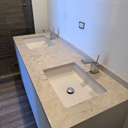 Double sink quartz top