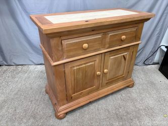 BROYHILL Fontana Pine Buffet