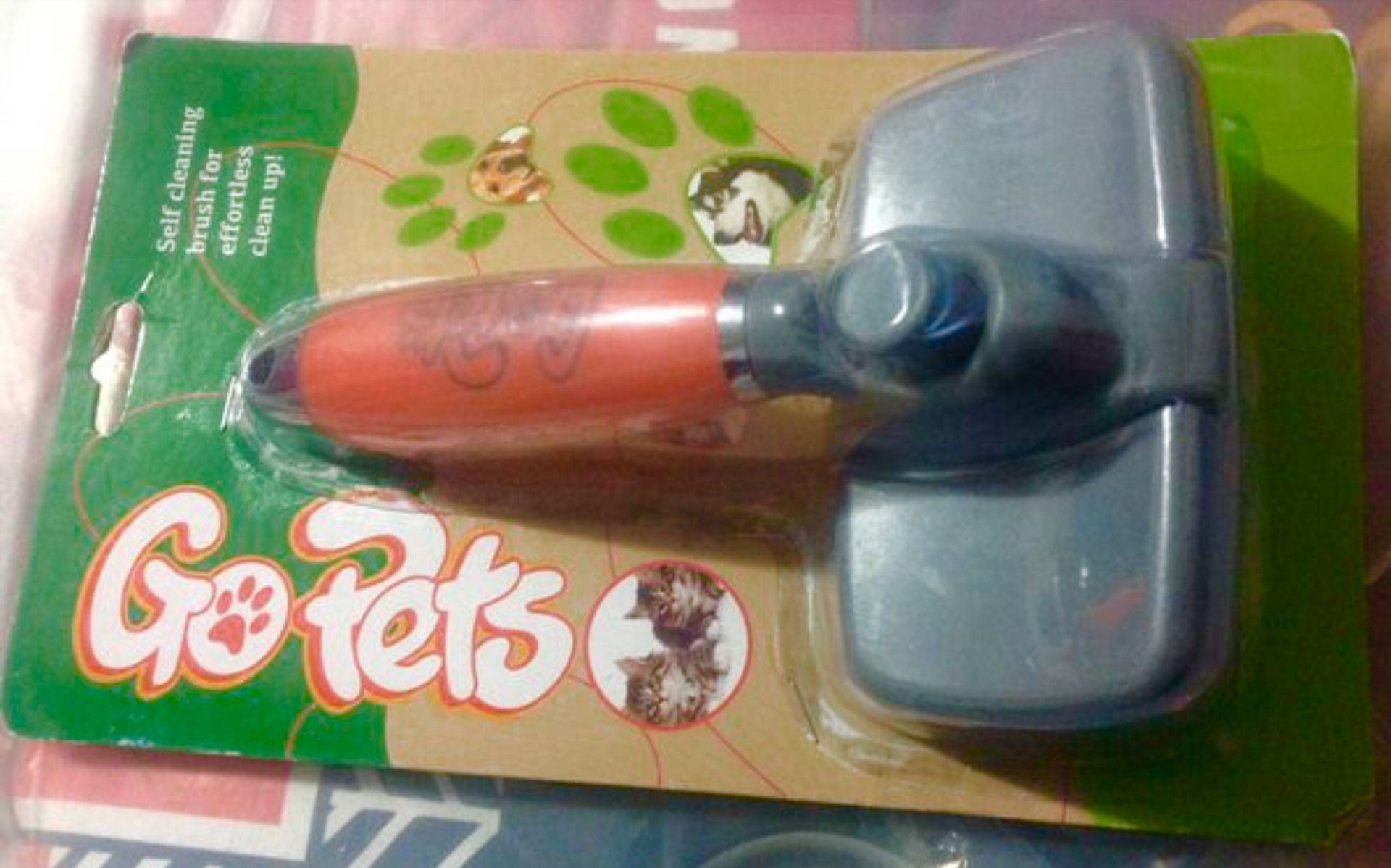 GoPets Professional Slicker Brush for Dogs & Cats Self-Cleaning Grooming Comb. New