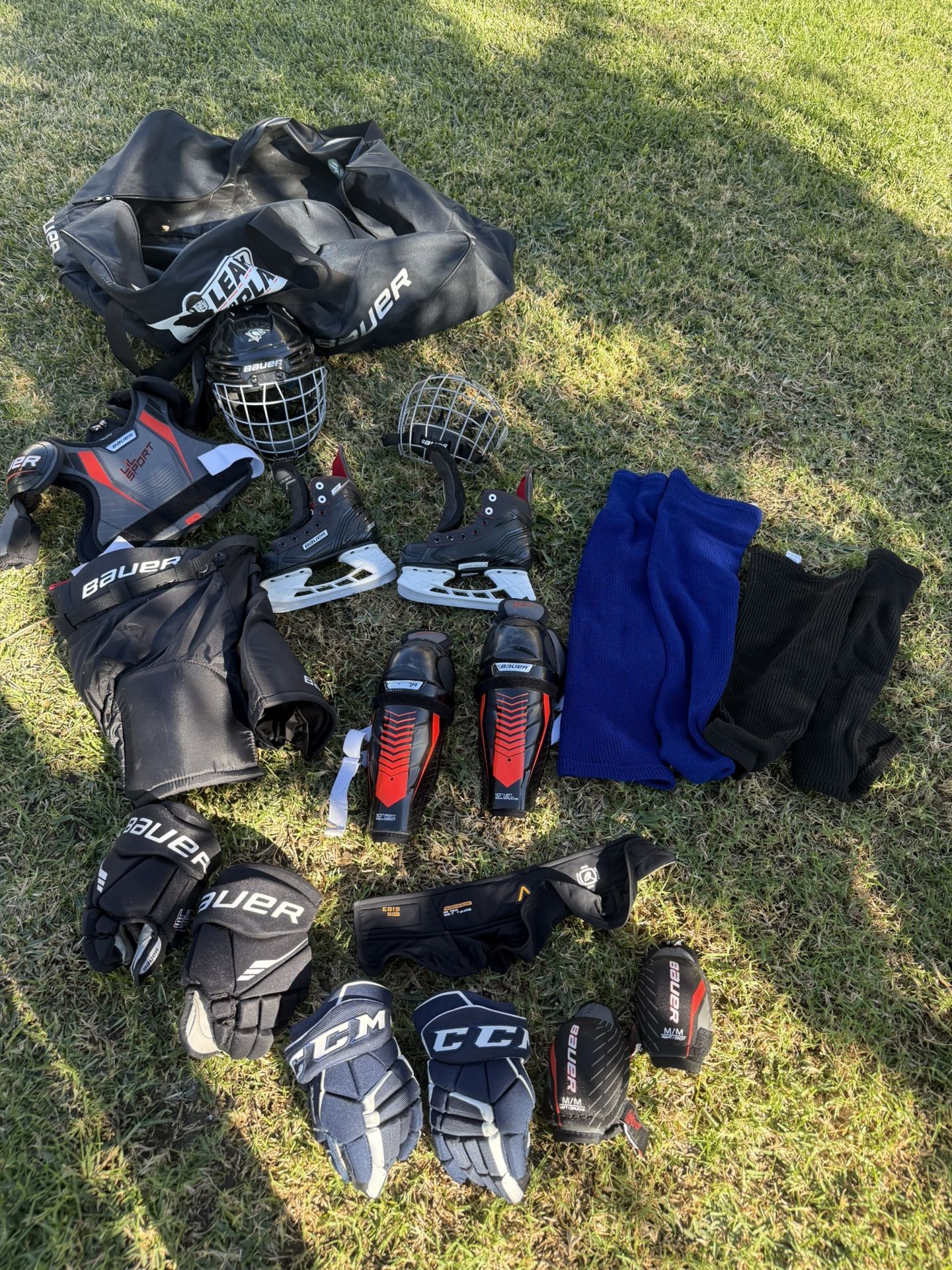 7-9 years Youth Bauer Lil Sport Complete Hockey Gear