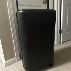 Velo 3-in-1 Expandable Luggage Suitcase