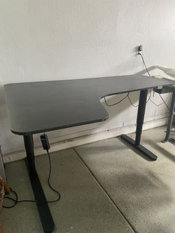 Hydrolic  Desk