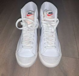 Nike size 7 womens