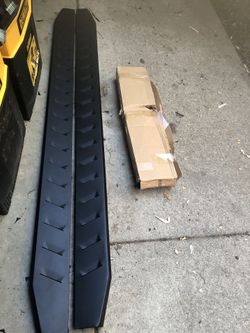 Brand new steps running bars Dodge Ram. year 15-20