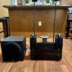 Yamaha 5.1 Surround Sound Home Theater System With (2) Speaker Stands and (2) Wall Mounts