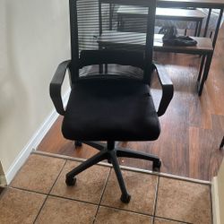 mesh office chair
