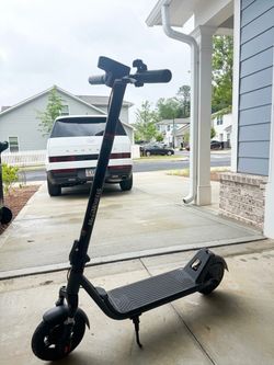 Electric Scooter - Like New