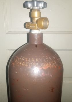Nos tank