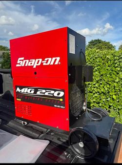 Snap On Mig 220 Welder welding machine