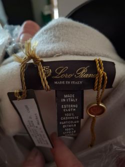 Loro Piana Royal Ascot 100% Cashmere Cape