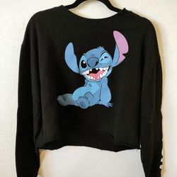 Disney Stitch Sweater Size Medium. Fontana Pickup.