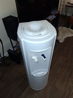 Water dispenser