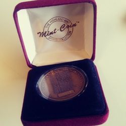 1999 Tennessee Titans Inaugural Season Commemorative Highland Mint Medallion  Coin