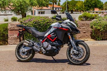 2021 Ducati Multistrada 950 S Spoked Wheels Gp White