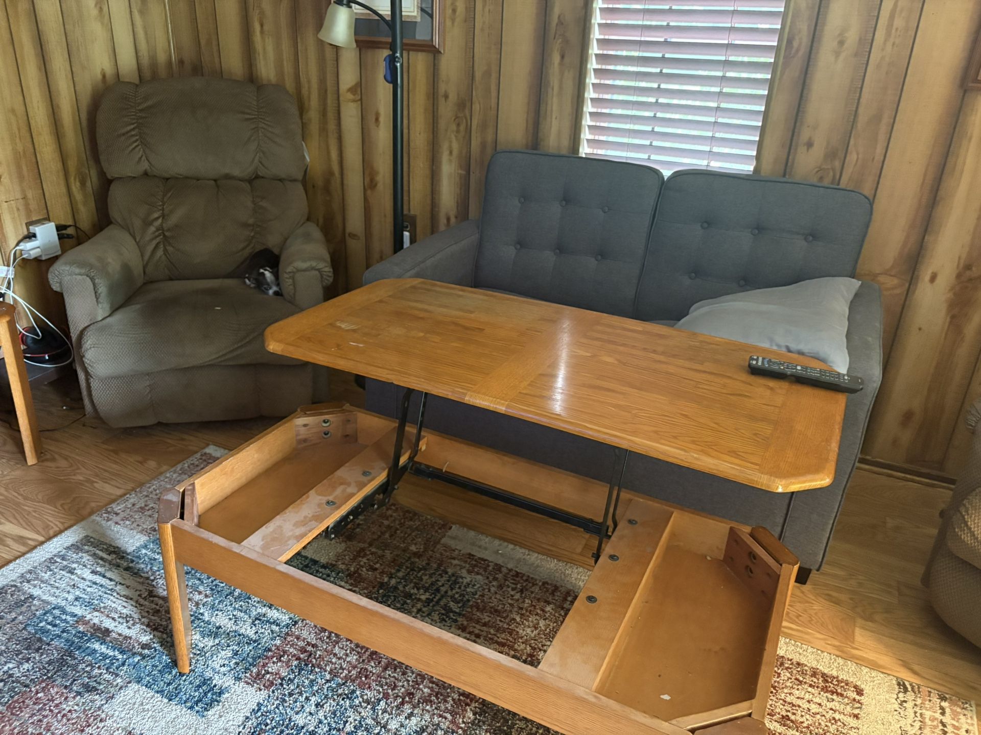 Two Lazyboy Recliners, Two End Tables, Hide A Bed Loveseat, And A Retractable Coffe Table $100