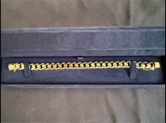 14 karat gold 41g bracelet 9in