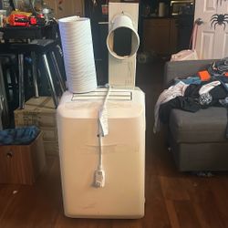 LG Portable Air Conditioning Unit