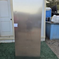 Forno Moderno 28" Convertible Refrigerator Right Swing 