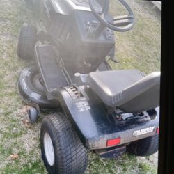 Murry Mower.  Twin Cyl. Gas Pedak Drve