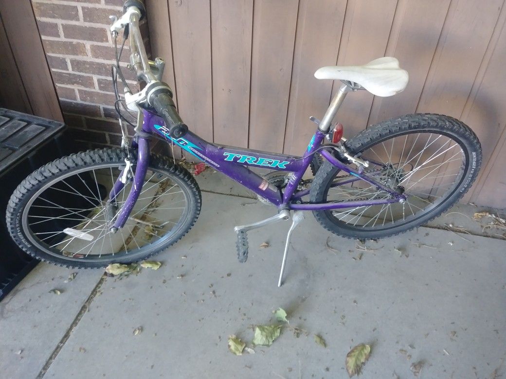 Purple trek mountain bike