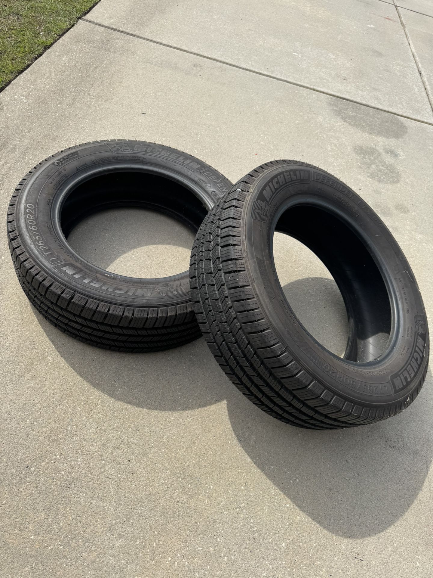 2 Michelin Defender Ltx All-Terrain Tires