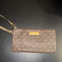 Michael Kors Wristlet