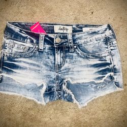 Daytrip Cut Off Jean Shorts Size 25