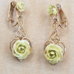 Vintage Clip On Earrings 