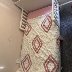 Toddler bed with mattress