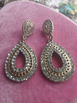 Gold Tone Crystal Drop Earrings