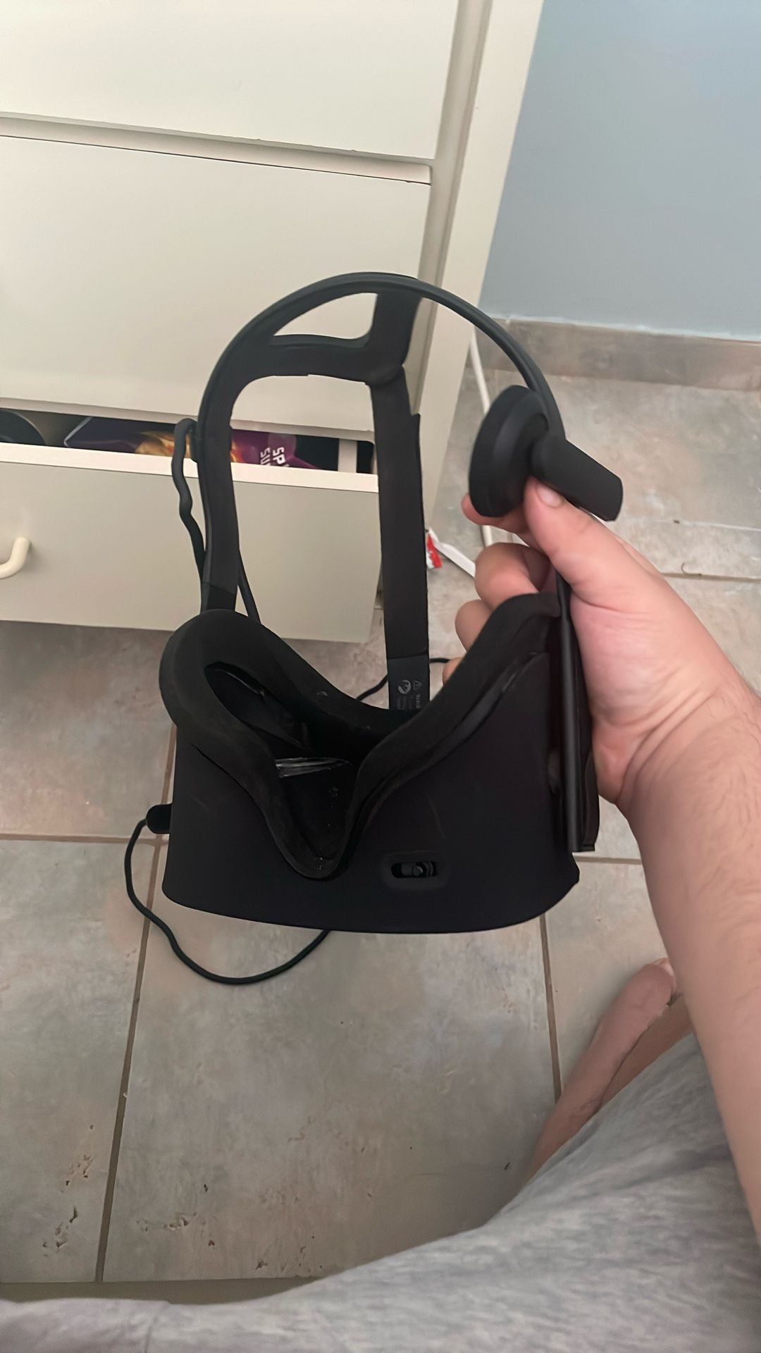 Head Set Don’t Know If It Work