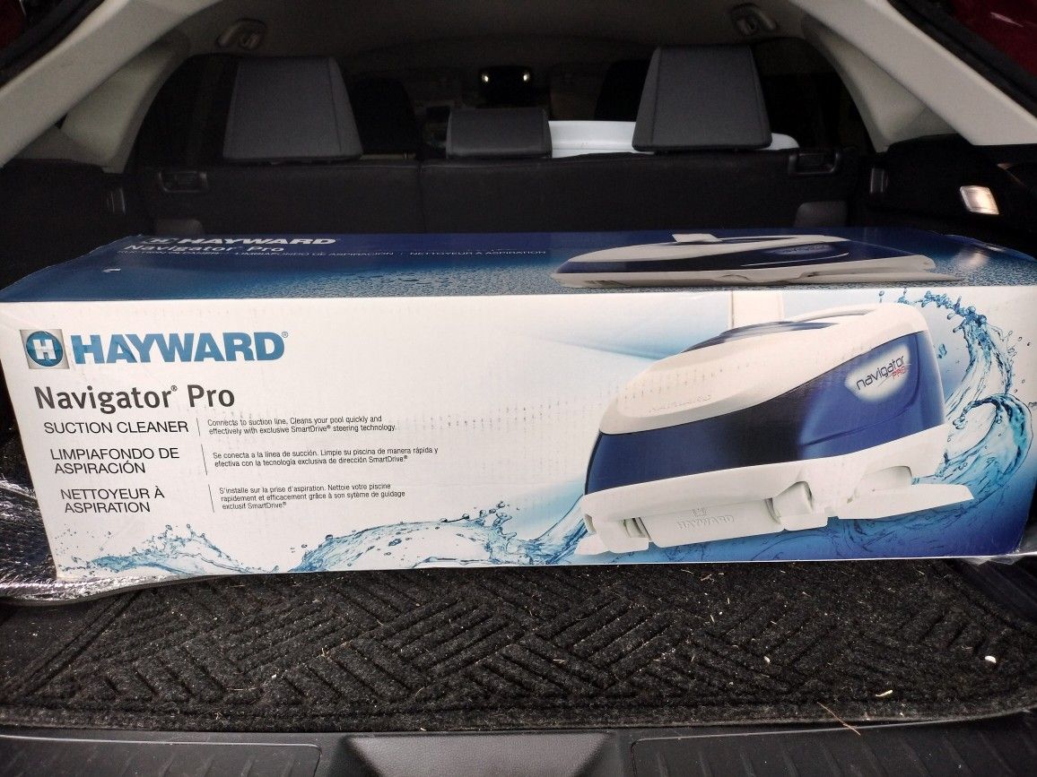Hayward Navigator Pro Pool Vacuum