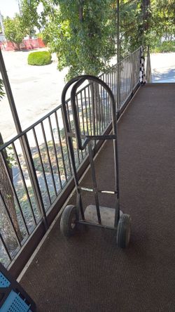 Hand truck
