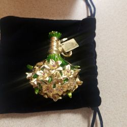 ESTEE LAUDER 2009 SOLID PERFUME COMPACT BEAUTIFUL ROMANTIC BOUQUET