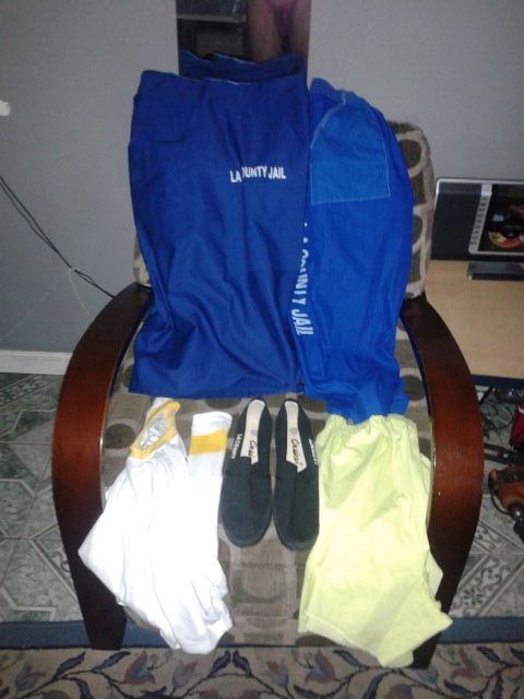 LA COUNTY JAIL INMATE OUTFIT