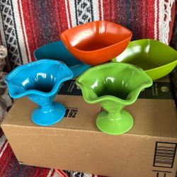 Plastic Dishes 5 Pcs
