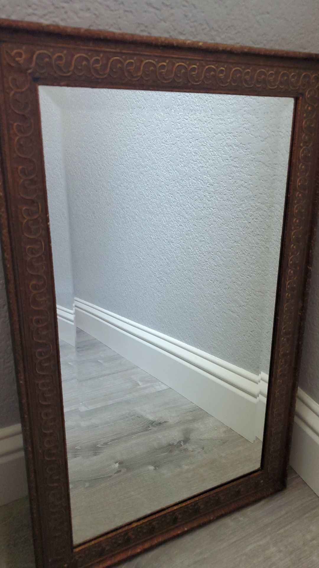 Beveled Wall mirror 24x15