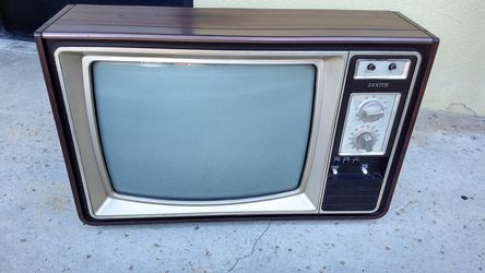 Vintage 1983 Zenith z1908w 19