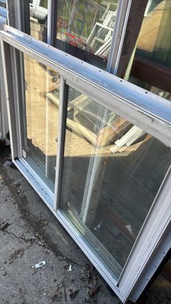 Window 48x36 used