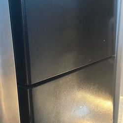 GE Fridge 