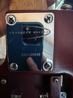 Travel guitar