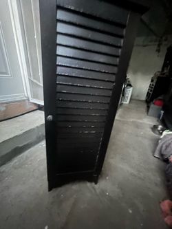 Restroom organizer
